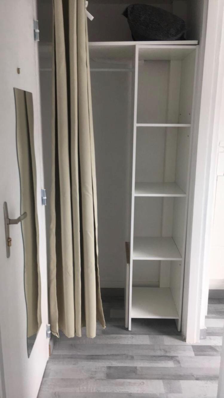 Studio / chambre calme prés de l'étang st pierre. Amiens Extérieur photo